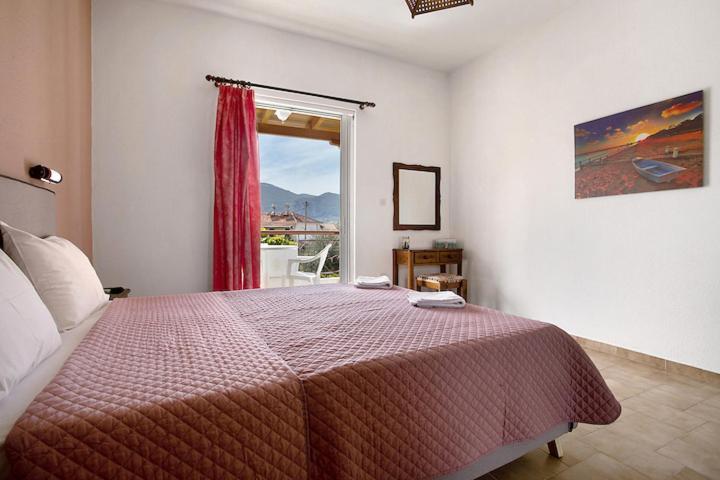 Bekiri'S Studios Alykanas  Luaran gambar